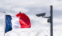 Po Británii už aj Francúzsko vyzvalo svojich občanov, aby opustili Libanon