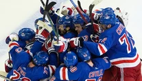 VIDEO: Na východe je to vyrovnané. Rangers si v predĺžení poradili s Floridou