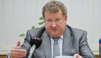 Po škandále s energiami odstúpil z funkcie nominant štátu Roman Šipoš