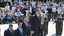 Premiér Fico si neplánovane uctil padlých vojakov na Slavíne