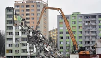 Kto nakoniec zaplatí búranie prešovskej bytovky? Platenie sa riadne zamotalo