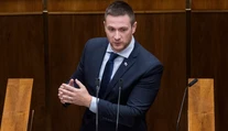 Sabaka chcel od Uhríka vysúdiť 28-tisíc eur. Napokon sa možno nedočká ani ospravedlnenia