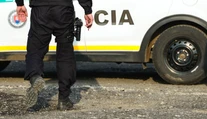 Ráno sa prechádzal po Trenčíne a napádal náhodné ženy. Muža polícia obvinila