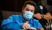 Na súde v kauze motákov prehrávali Tóthovu výpoveď, proces odročili na október