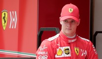 Schumacher sa opäť objaví v F1. Do seriálu prichádza syn legendárneho Michaela