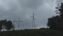 Slovensko čaká nedostatok elektriny. Zdá sa, že ju tak ľahko ani nedovezieme