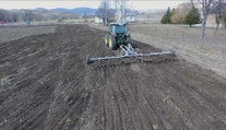 Brusel plánuje radikálne znížiť množstvo pesticídov na farmách. Ceny v obchodoch vyskočia nahor
