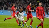 Egypťan z Frankfurtu úradoval a Bayern znovu zakopol. Bundeslige už bodovo nekraľuje sám