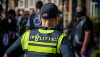 Muž plánoval útok na očkovacie stredisko v Holandsku. Zadržali ho včas