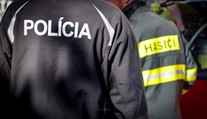 Pri hasení požiaru trávy a kríkov našli v Prešove ľudské ostatky