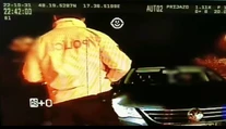 Zadržali mu vodičák, no on sa polícii vysmial. Po diaľnici sa rútil 211 km/h