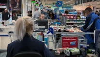 Daň na reťazce čakajú škrty. SNS musí svoj návrh prepracovať