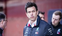 FIA vyšetrí záver kontroverznej VC Abú Zabí. Mercedes sa proti výsledkom neodvolá