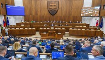 Poslanci posunuli do druhého čítania lex atentát