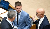 Opozičné strany sa nezúčastnia na hlasovaní o odvolaní Šimečku