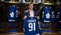John Tavares opúšťa Islanders, za astronomickú sumu podpísal s "rodným" Torontom