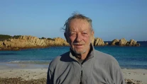 Novodobý Robinson Crusoe opúšťa „svoj“ ostrov po vyše 30 rokoch. Kde bude teraz žiť?