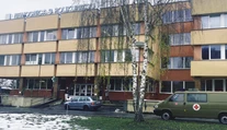 V nemocnici vo Veľkom Krtíši zasahovala polícia, ordinoval tam opitý lekár