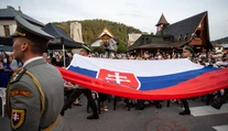 Odkaz deklarácie o zvrchovanosti je stále aktuálny, vyhlásil Kamenický. Na oslavy prišiel Mečiar, Gašparovič i Klaus