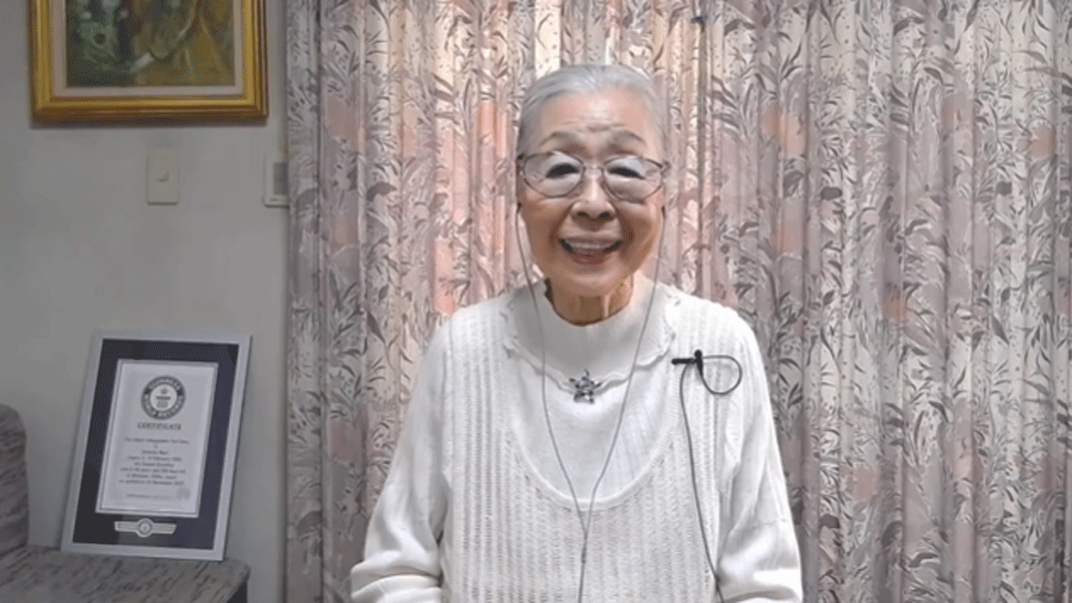Deväťdesiatročná Japonka je najstaršou youtuberkou na svete. Neuveríte, čím sa preslávila
