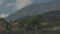 Mesačná krajina na Makarskej sa za rok zmenila na zelenú