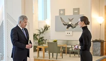 Fínska premiérka Marinová podala demisiu