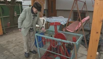 Pán Ervín (89) nám predviedol patentovaný vynález. Doteraz viac prerobil, ako získal