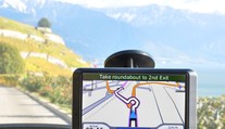 Šofér slepo veril GPS navigácii, skončil vo vodnom kanáli