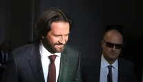 Cez úplatky si mal prilepšiť o milión eur. Kaliňáka a Brhela obvinili z podplácania