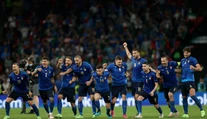 Nezastaviteľní Taliani porazili Angličanov a stali sa majstrami Európy