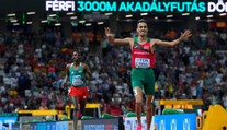 Maročan Bakkali obhájil titul majstra sveta. Kipyegonová podľa predpokladov uspela na 1500 metrov