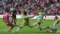 VIDEO: Messi opäť ukázal svoju genialitu. Bol pri všetkých 6 góloch Miami pri výhre nad NY Red Bulls