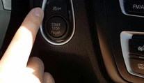 Mala to byť revolúcia. Systém štart stop v aute až taký ekologický nie je
