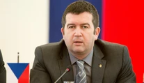 Hamáček potvrdil, že jeho plánovaná cesta do Moskvy bola zastierací manéver