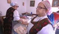 Pri tomto pohľade vám potečú slinky. Takto sa robia fašiangové dobroty