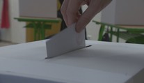 Rozruch okolo blížiacich sa volieb: Nielenže sa prvýkrát spájajú, problémy môže spôsobiť aj dátum