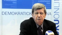Eduard Kukan vystúpil z SDKÚ-DS