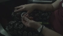 Zisťovali sme, koľko sú pedofili ochotní zaplatiť maloletým dievčatám za panenstvo
