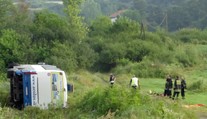 Slovenský vodič havarovaného autobusu ostáva v srbskom väzení