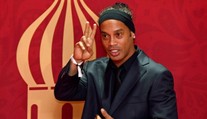 Ronaldinho chystá svadbu: Obidve snúbenice dostali rovnaké prstene