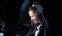 Hudobný svet smúti, zomrela ďalšia megastar. Polícia naznačila príčinu smrti