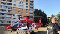 Výbuch v garáži v Trnave si vyžiadal zranených. Pre dvoch mužov v kritickom stave prileteli vrtuľníky