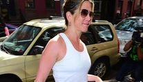 Koniec klebetám. Je, či nie je Jennifer Aniston tehotná?