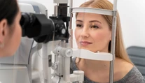Zvažujete vyšetrenie v optike? Hrozí vám poškodenie zraku, varuje optometrista