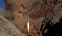 Jemenskí povstalci tvrdia, že zaútočili raketou na jadrový reaktor v SAE