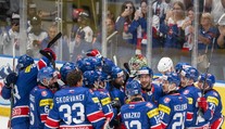 ANKETA: Hráči z KHL boli po športovej stránke prínosom. Experti aj o situácii Mariána Studeniča