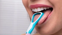 Jazyk ako zrkadlo nášho zdravia: Odborník prezradil, koľko ochorení môže odhaliť a ako ho čistiť