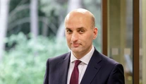 Dlžníkom by s drahšími hypotékami nemal pomáhať štát, ale samotné banky, tvrdí minister financií