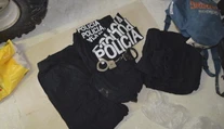 Mužom, ktorí terorizovali okolie Trenčína, hrozia ďalšie tresty. Prezliekli sa za policajtov