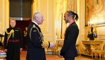 Princ Charles menoval Lewisa Hamiltona za rytiera